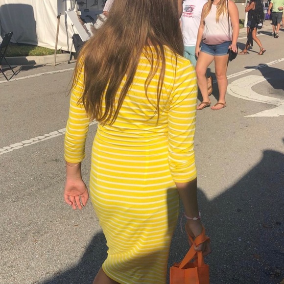 Yellow striped midi dress - Picture 2 of 5